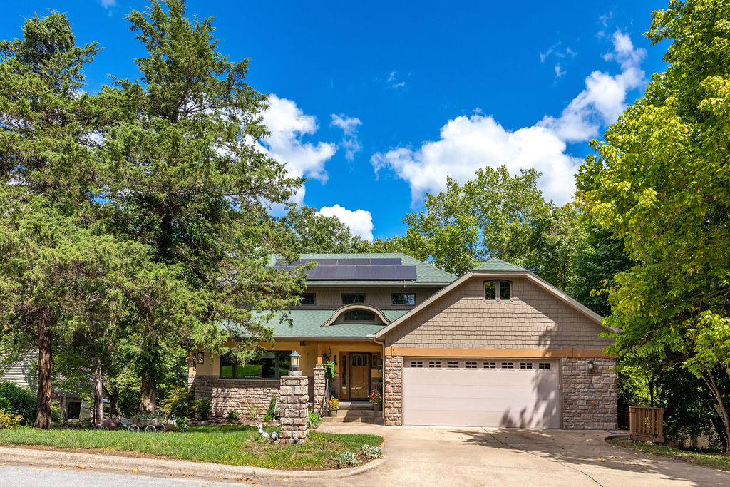 229 Country Bluff Drive, Branson, MO 65616