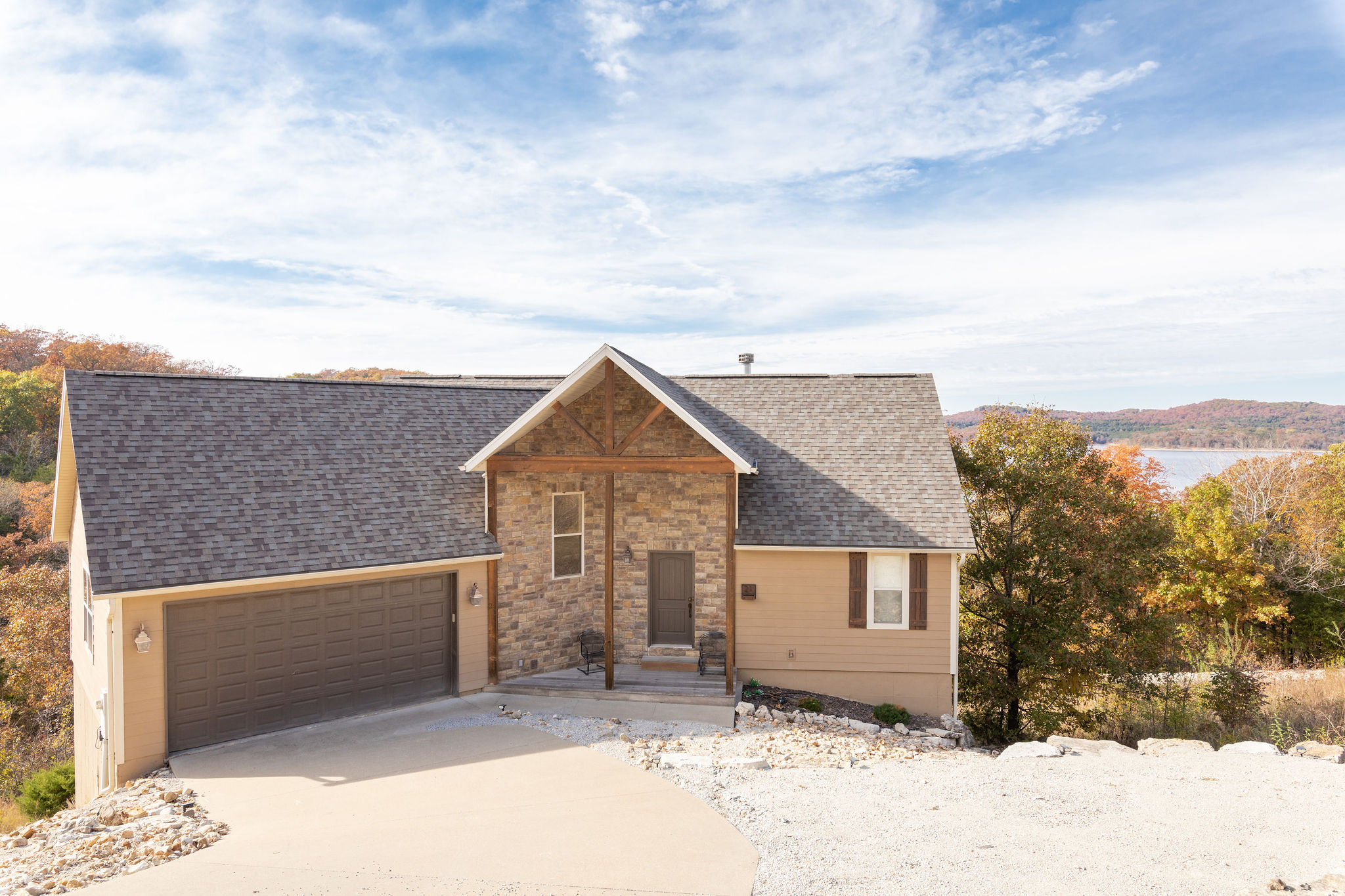 21 Blue Nile Lane, Blue Eye, MO 65611